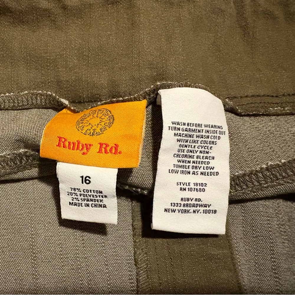 Ruby Rd. Pull On Pants - Picture 3 of 4